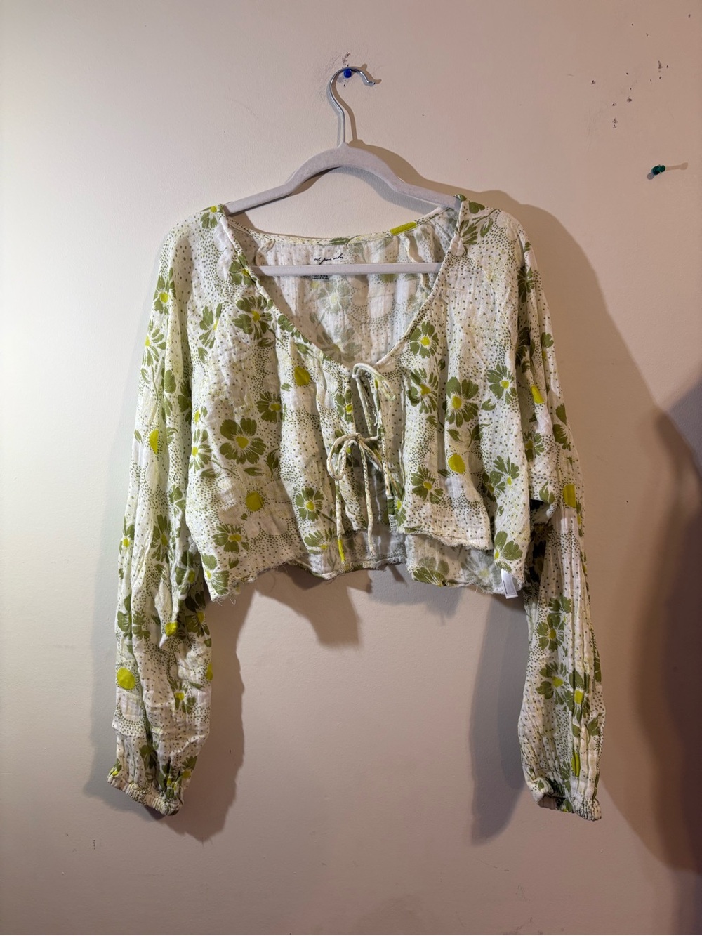 Out From Under large Crop Floral Tie-Front Blouse Green/White floral long-sleeve